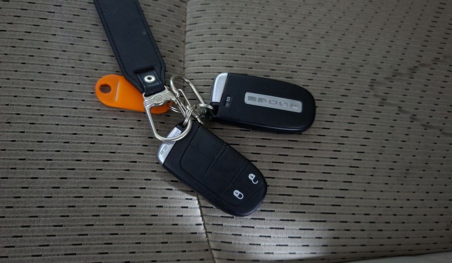 Dodge Journey 2.4 SE AUTO Suv 2012