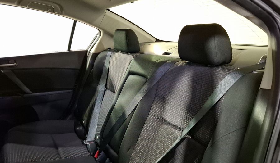 Mazda 3 2.0 SEDAN I TOURING TA Sedan 2013