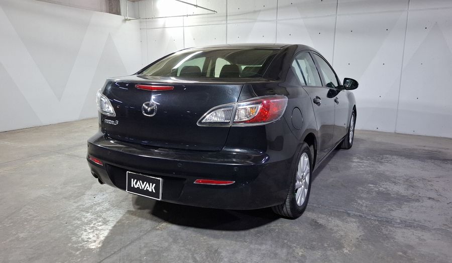 Mazda 3 2.0 SEDAN I TOURING TA Sedan 2013