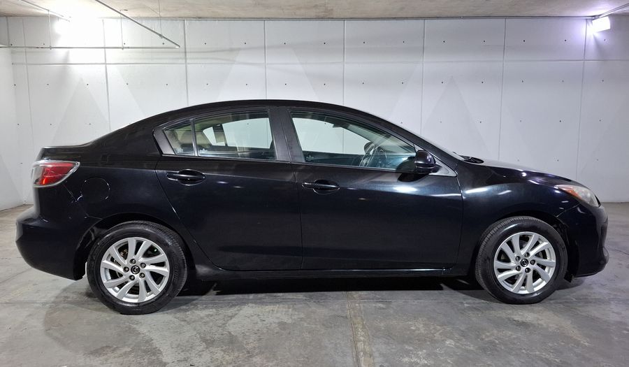Mazda 3 2.0 SEDAN I TOURING TA Sedan 2013