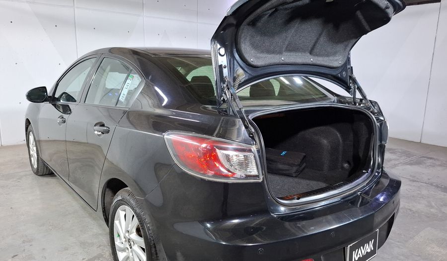 Mazda 3 2.0 SEDAN I TOURING TA Sedan 2013
