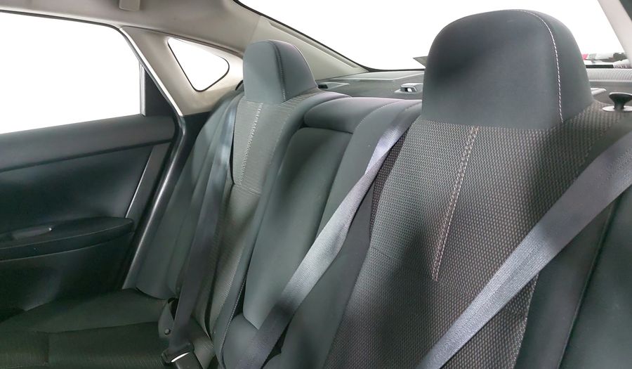 Nissan Sentra 1.8 ADVANCE MT Sedan 2017