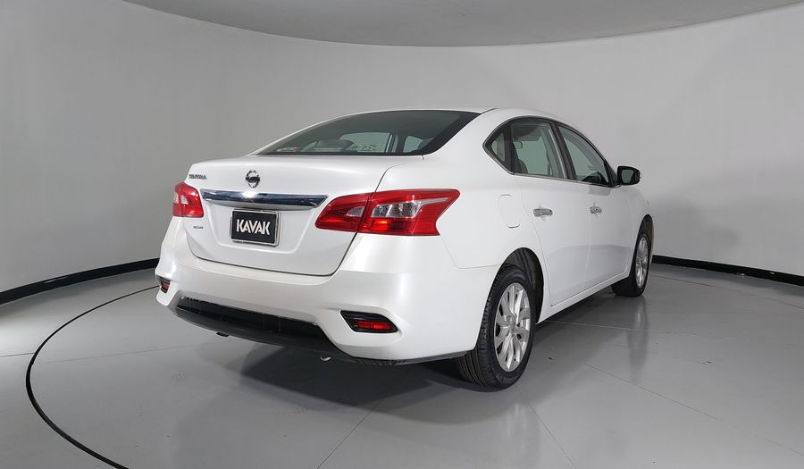 Nissan Sentra 1.8 ADVANCE MT Sedan 2017