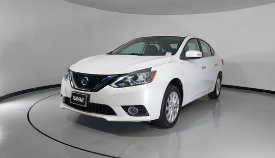 Nissan • Sentra