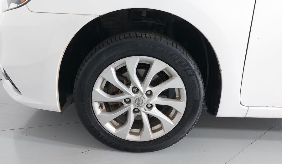 Nissan Sentra 1.8 ADVANCE MT Sedan 2017