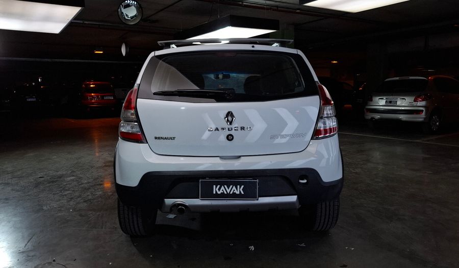 Renault Sandero Stepway 1.6 STEPWAY PRIVILEGE NAV Hatchback 2014