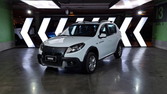 Renault • Sandero Stepway