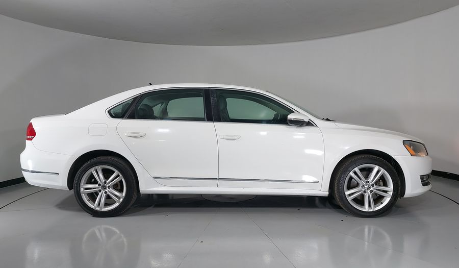 Volkswagen Passat 3.6 DSG Sedan 2012