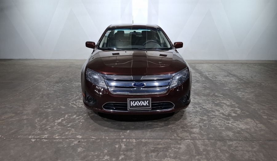Ford Fusion 2.5 SE I4 AT Sedan 2012