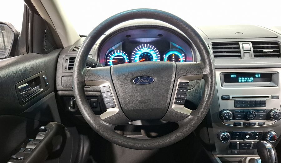Ford Fusion 2.5 SE I4 AT Sedan 2012