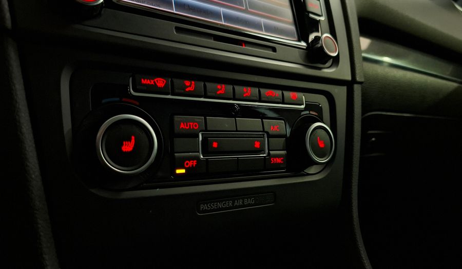 Volkswagen Golf 2.0 TSI GTI DSG Hatchback 2013