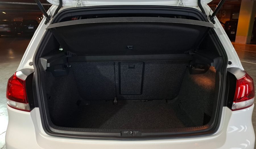 Volkswagen Golf 2.0 TSI GTI DSG Hatchback 2013