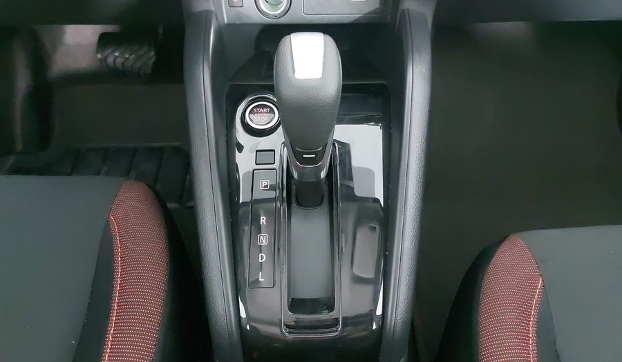 Nissan Versa 1.6 SR CVT Sedan 2025