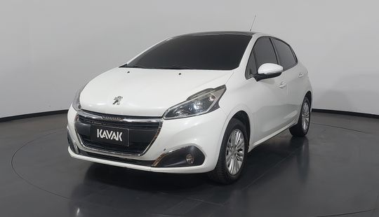Peugeot • 208