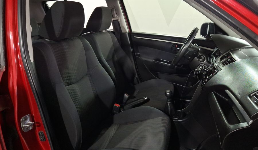 Suzuki Swift 1.4 GLS MT Hatchback 2013
