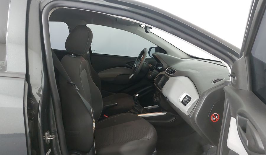 Chevrolet Onix MPFI LT Hatchback 2018