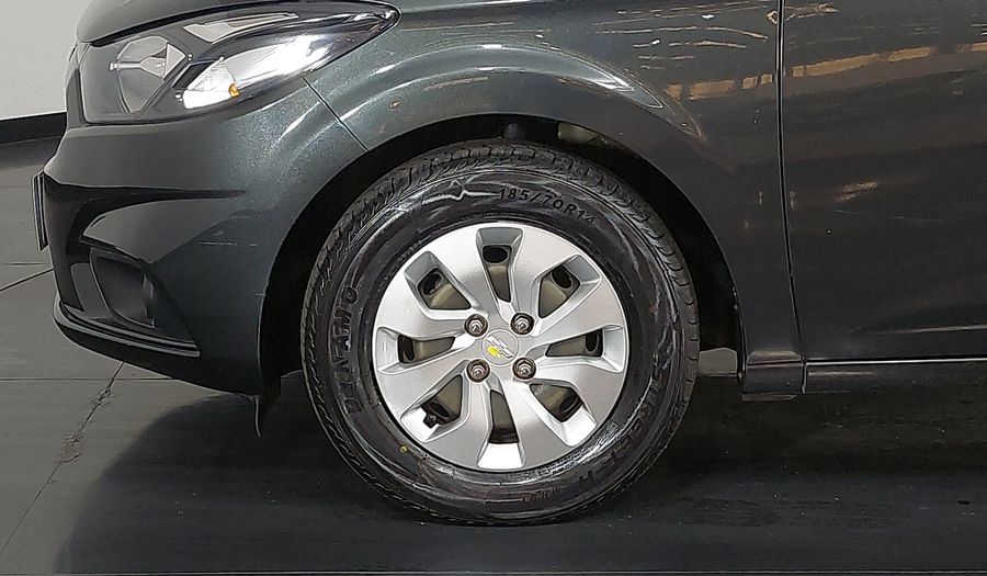 Chevrolet Onix MPFI LT Hatchback 2018