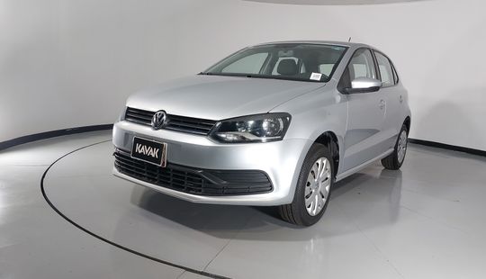 Volkswagen • Polo