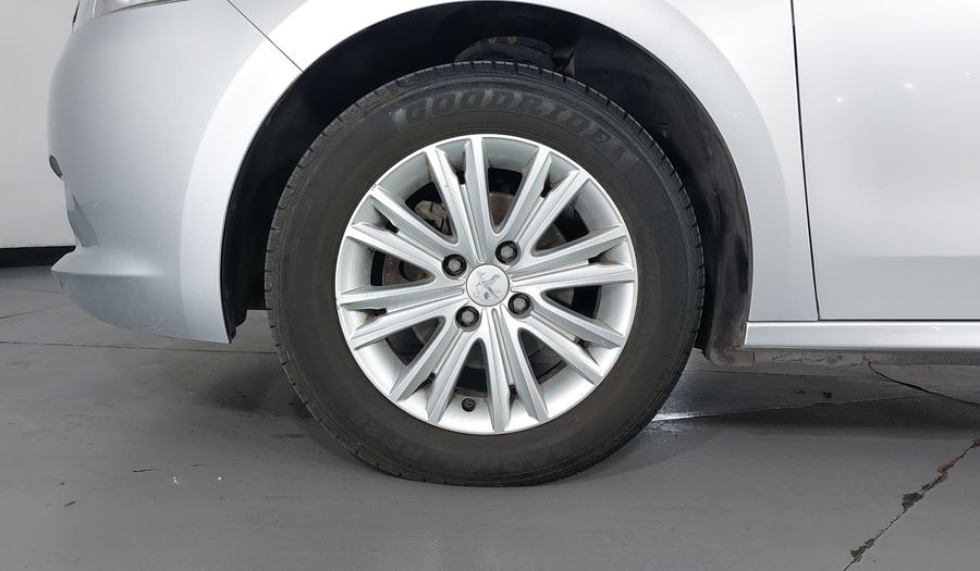 Peugeot 301 1.6 ACTIVE MT Sedan 2016