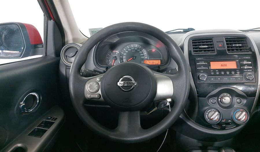 Nissan March 1.6 ADVANCE AT Hatchback 2015