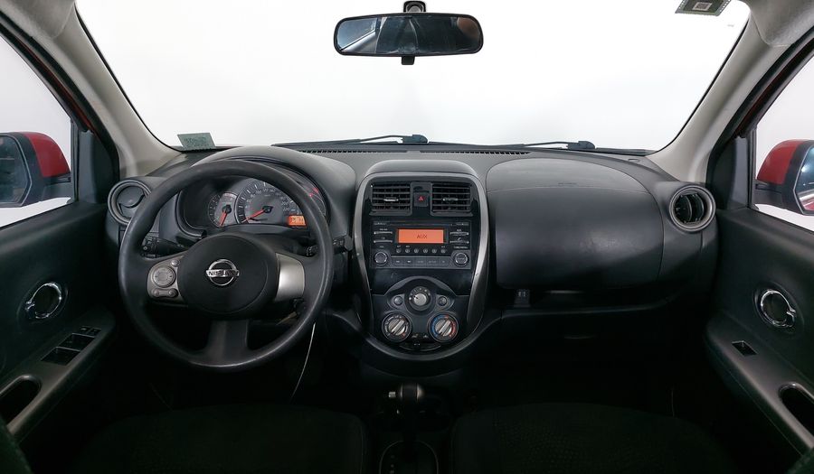 Nissan March 1.6 ADVANCE AT Hatchback 2015
