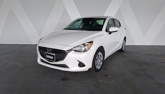 Mazda • Mazda 2