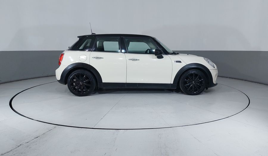 Mini Cooper 1.5 COOPER CHILI AT Hatchback 2017