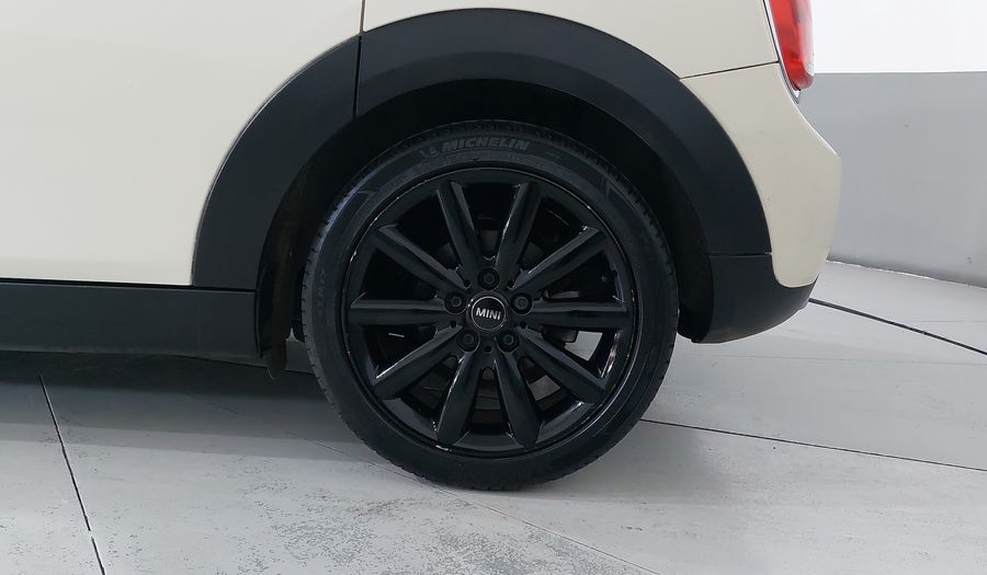 Mini Cooper 1.5 COOPER CHILI AT Hatchback 2017