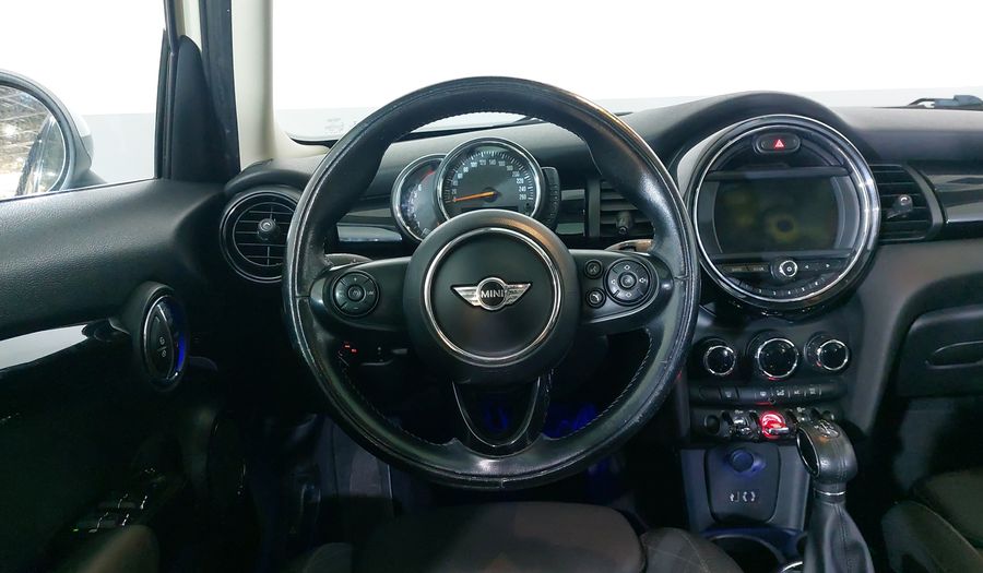 Mini Cooper 1.5 COOPER CHILI AT Hatchback 2017
