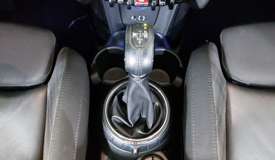 Mini Cooper 1.5 COOPER CHILI AT Hatchback 2017