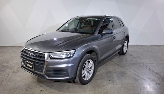 Audi • Q5