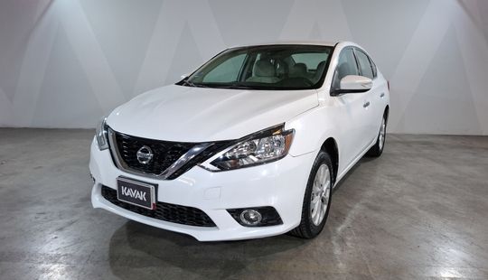 Nissan • Sentra