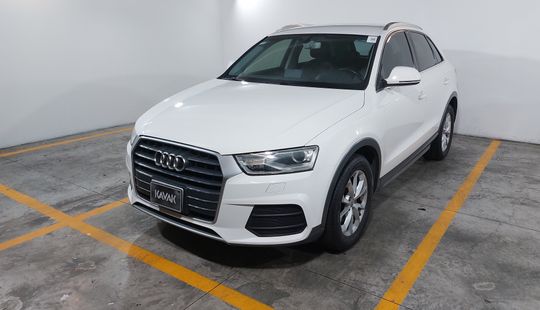 Audi • Q3