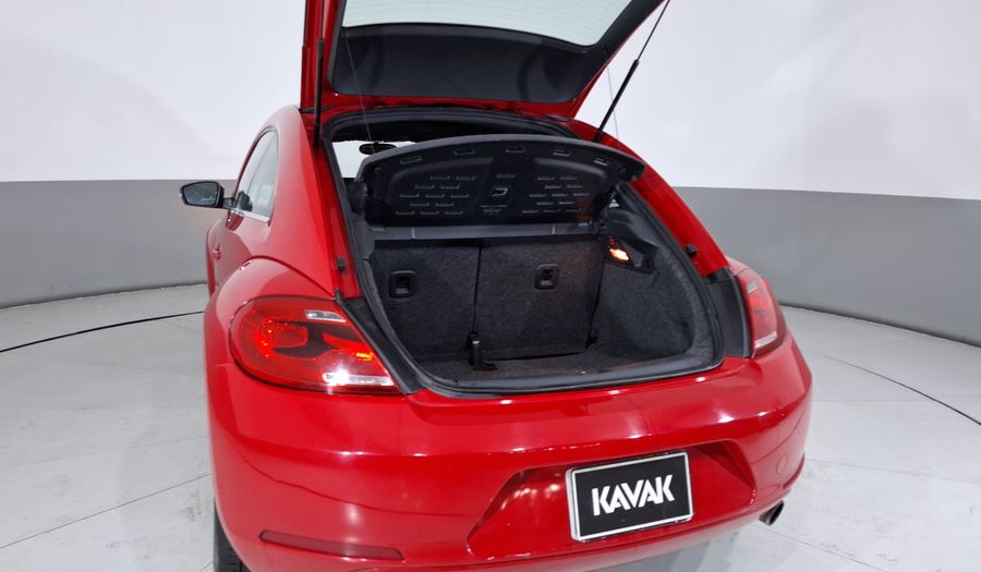 Volkswagen Beetle 2.0 TURBO DSG Hatchback 2012