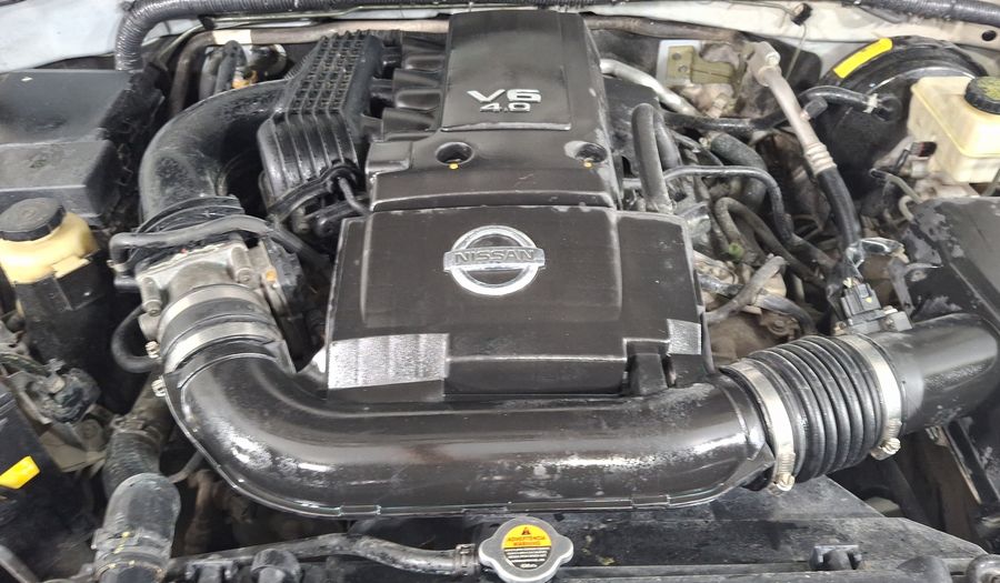 Nissan Frontier 4.0 CREW CAB PRO 4X AT 4WD Pickup 2014