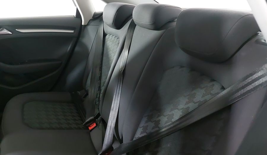 Audi A3 1.4 TFSI AMBIENTE S TRONIC Sedan 2016
