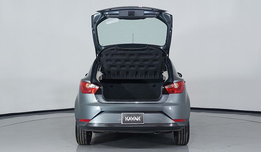 Seat Ibiza 1.6 REFERENCE MT Hatchback 2016