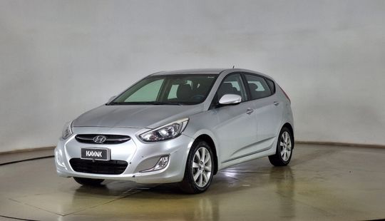 Hyundai • Accent