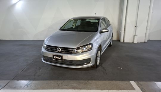 Volkswagen • Vento
