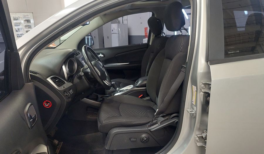Dodge Journey 2.4 SXT AUTO Suv 2012