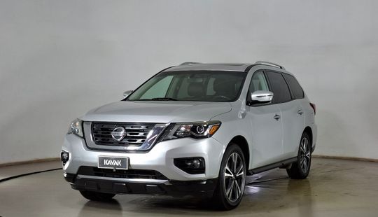 Nissan • Pathfinder