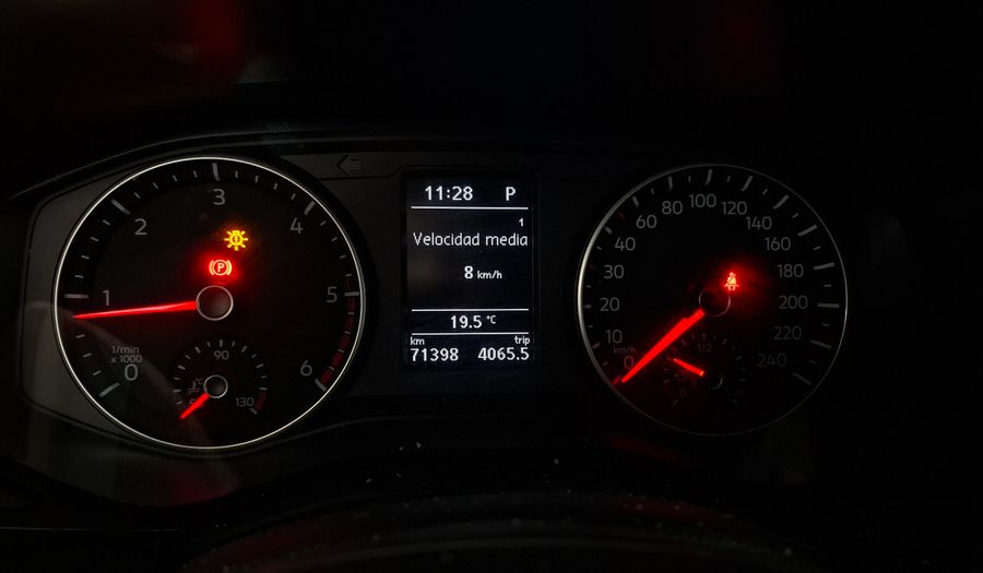 Volkswagen Amarok 2.0 TDI 180CV COMFORTLINE 4X2 AUTO Pickup 2021