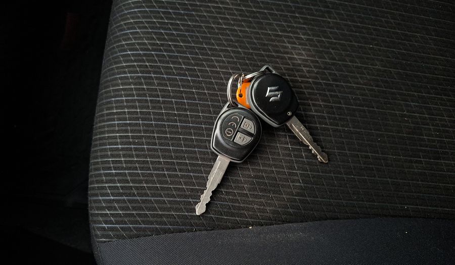 Suzuki Swift 1.2 GLS Hatchback 2015