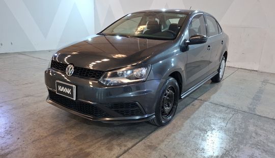 Volkswagen • Vento