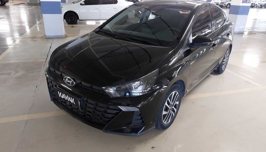 Hyundai • HB20S