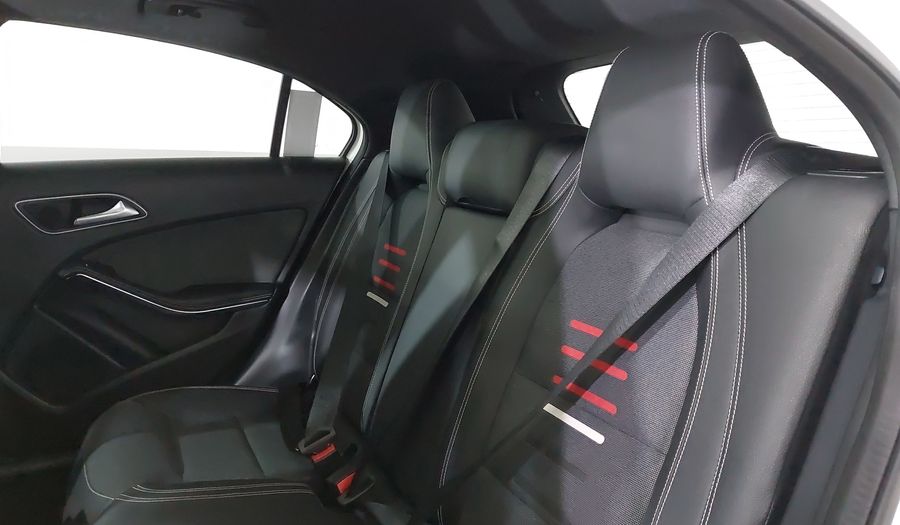 Mercedes Benz Clase A 1.6 200 STYLE DCT Hatchback 2018