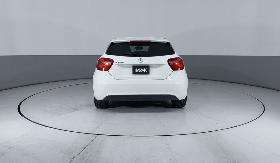 Mercedes Benz Clase A 1.6 200 STYLE DCT Hatchback 2018