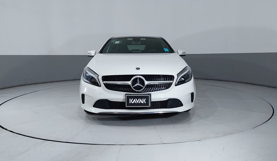 Mercedes Benz Clase A 1.6 200 STYLE DCT Hatchback 2018