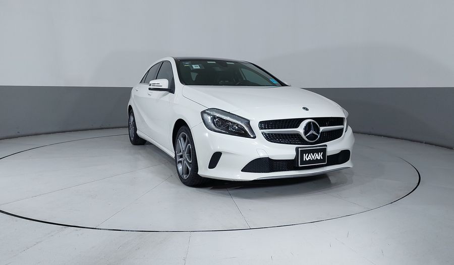 Mercedes Benz Clase A 1.6 200 STYLE DCT Hatchback 2018
