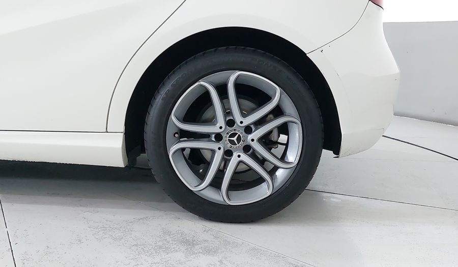 Mercedes Benz Clase A 1.6 200 STYLE DCT Hatchback 2018